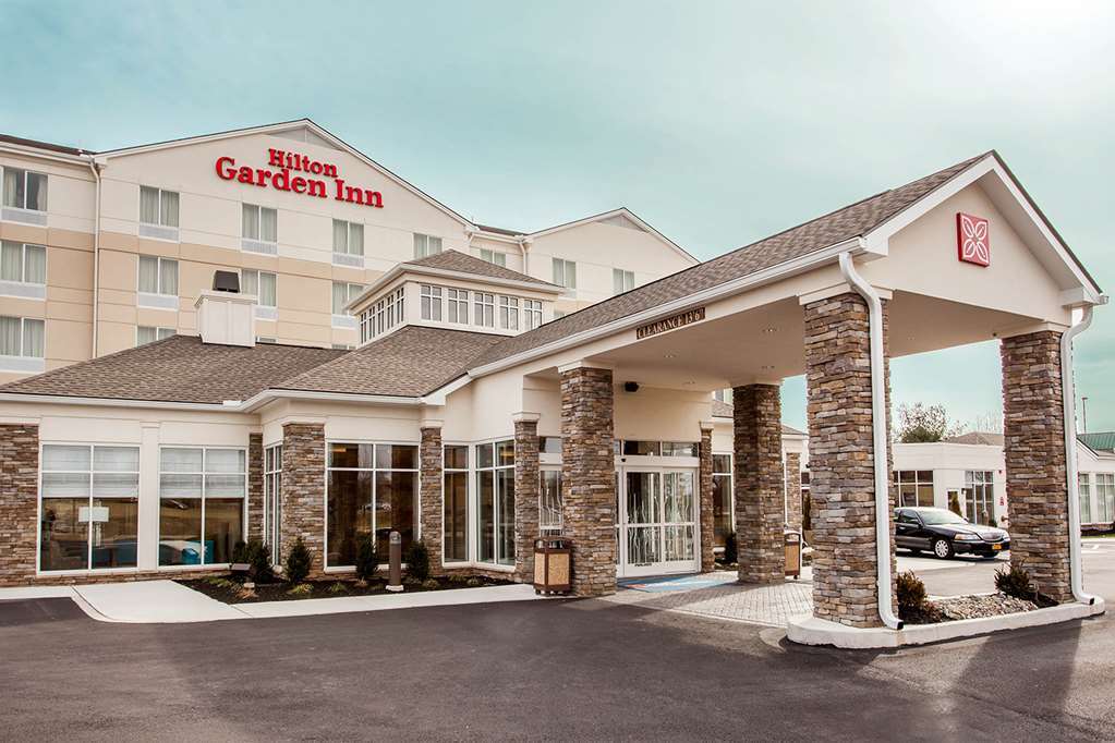 Hilton Garden Inn Martinsburg Exterior photo